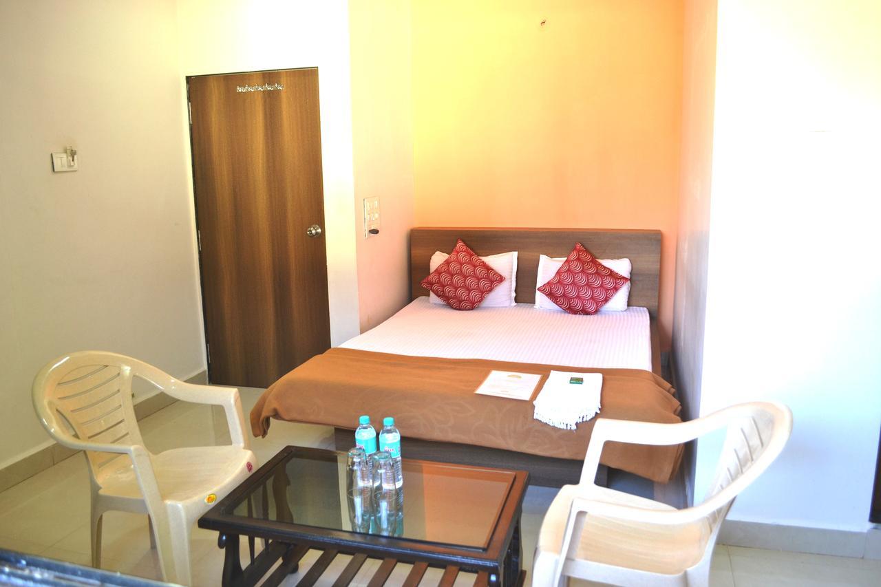 Prakruti Agro Farm Hotell Jawhār Eksteriør bilde